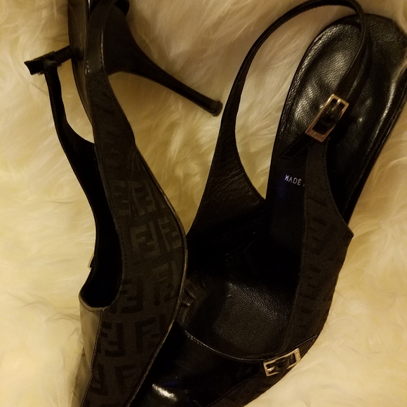 Fendi - Picture 5 of 5